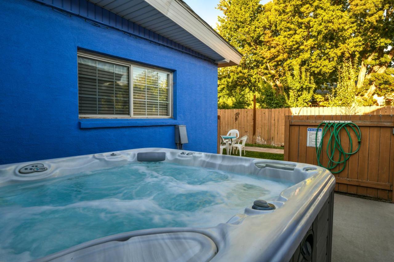 Inn 1 - Downtown 1 Bedroom Unit, Sleeps 6 With Shared Hot Tub Moab Kültér fotó