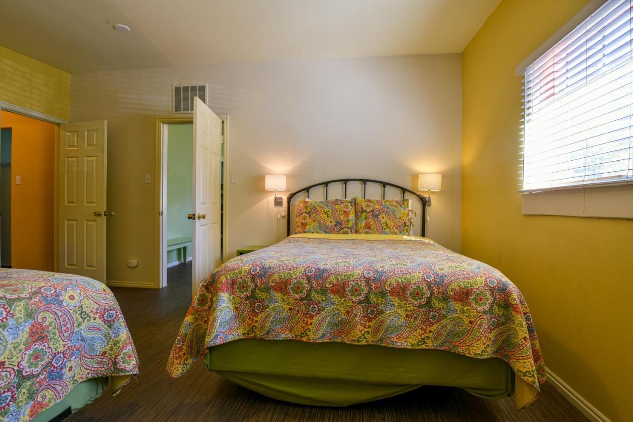Inn 1 - Downtown 1 Bedroom Unit, Sleeps 6 With Shared Hot Tub Moab Kültér fotó